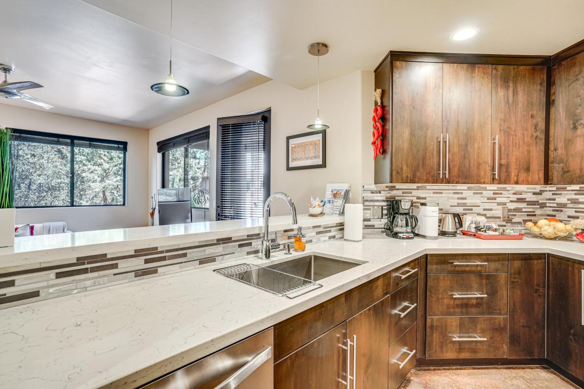 Apartament Sedona Couples Retreat With Patio Walk To Trails! Zewnętrze zdjęcie