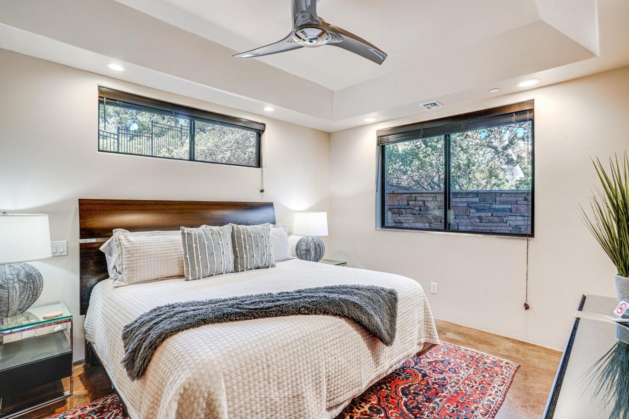 Apartament Sedona Couples Retreat With Patio Walk To Trails! Zewnętrze zdjęcie
