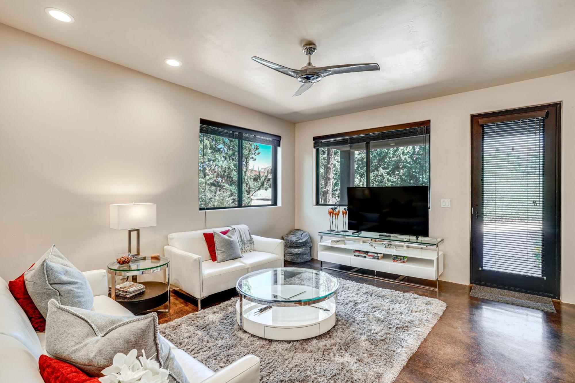 Apartament Sedona Couples Retreat With Patio Walk To Trails! Zewnętrze zdjęcie